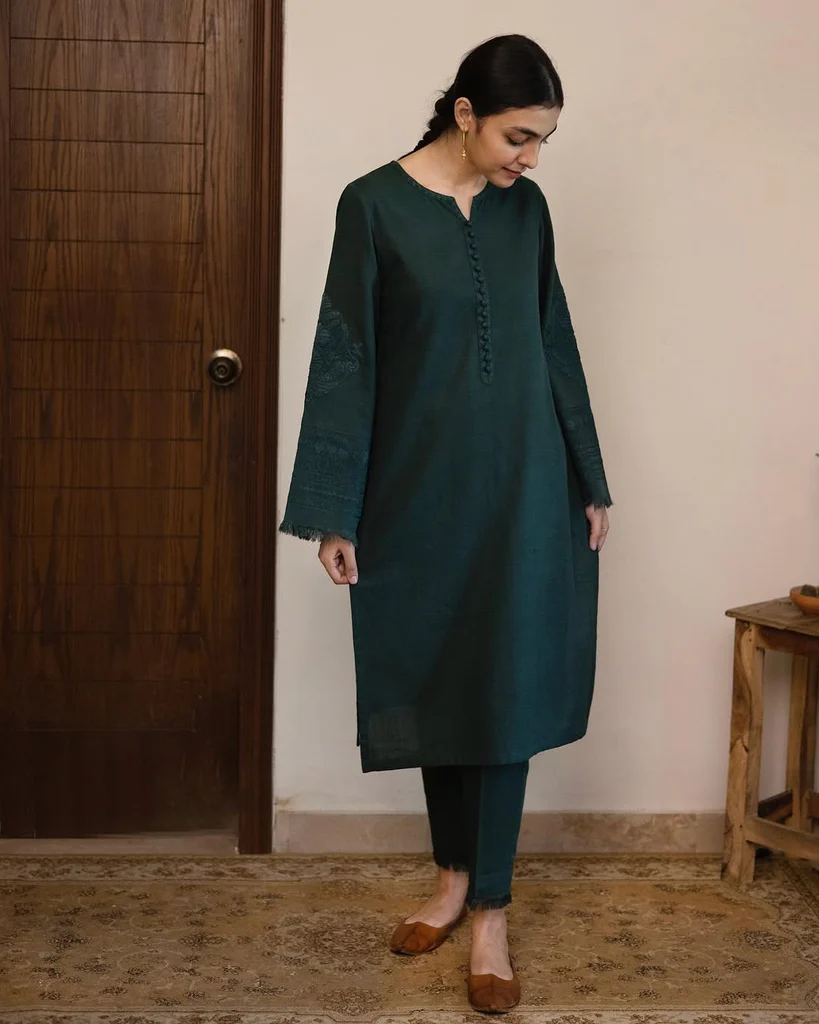 EMERALD | 2pc Stitched Outfit - Image 6