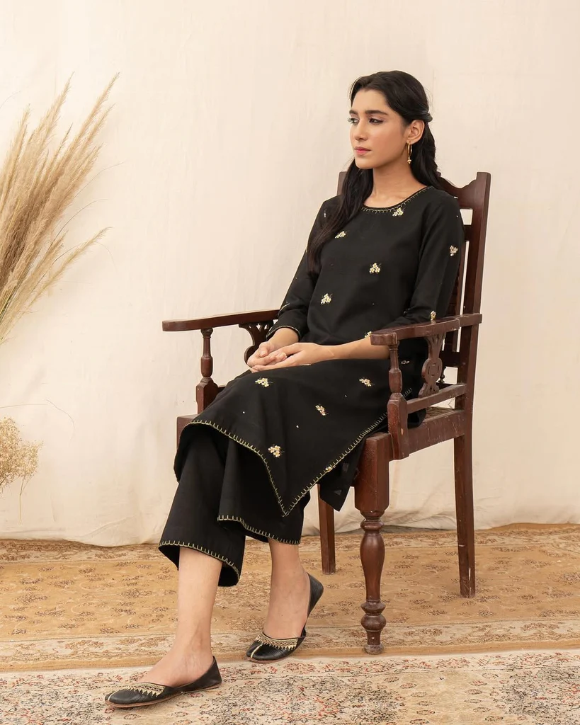 BLACK BLOOM | 2-Pc Stitched Embroidered Outfit - Image 5